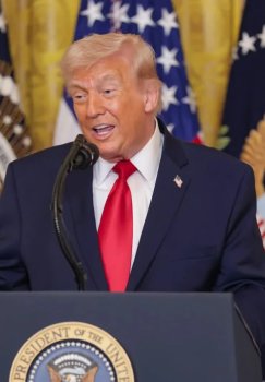 Trump emphasized that he is on the verge of surrendering.