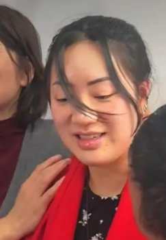 Abandoned Girl in China Finds Her Family After 28 Years