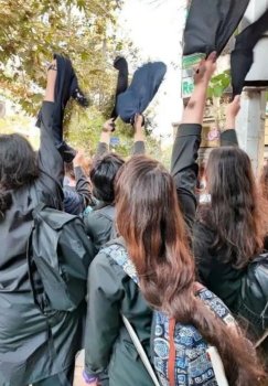 Иранский депутат подчеркнул серьезную ответственность против врагов государства.