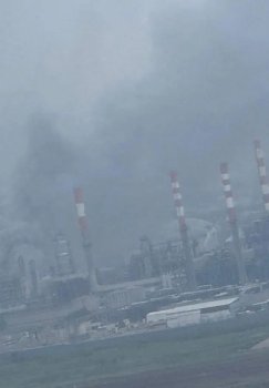 Eron Xayfa neft zavodiga raketa zarbasi berdi