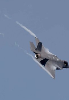 Eron hududida AQShning F-35 qiruvchisi o'qqa tutildi