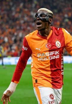 «Arsenal» klubi Viktor Osimhenni sotib olish uchun muzokaralarni boshladi