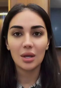 Дом Мунисы Ризаевой, на который упал дрон