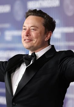 Ilon Mask «SpaceX» kompaniyasi ustidan mutlaq nazoratni o'rnatdi