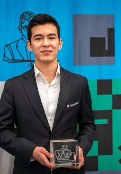 Nodirbek Abdusattorov Praga shaxmat turnirida g'olib bo'ldi