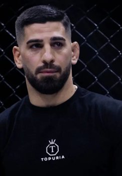 Topuria: Khabib and Johnson are not in my top-5 list