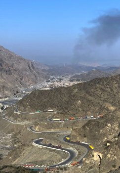 Pokiston tungi hujumida afghon ayollar va bolalar halok bo'ldi