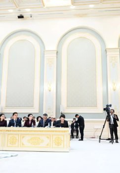 Yoshlar uchun kredit, stajirovka va biznes markazlar!