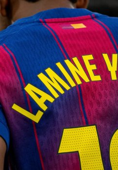 "Barselona" klubi va Nike yangi mavsum uchun liboslarni taqdim etdi