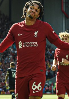 Yurgen Klopp Trent Aleksander-Arnoldning o'yin uslubini yuqori baholadi