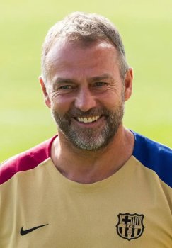 Hans-Diter Flik “Barselona”ni “Vilyarreal”ga qarshi tayyorlamoqda