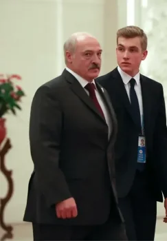 Aleksandr Lukashenkoning kenja o'g'li armiya safida xizmat qilmoqda