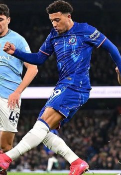 Abduqodir Husanov APLning kuchli himoyachilaridan biri!