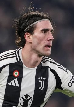 Vlahovichning "Barselona"ga o‘tishi mavhumligicha qolmoqda