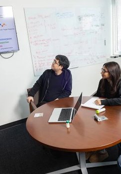 Jorjiya olimlari sun'iy intellekt yordamida polimerlar dizaynini yangiladi