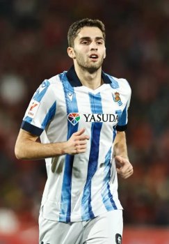 Panchenko: Zakaryanning boshqa klubga o‘tishi shart emas