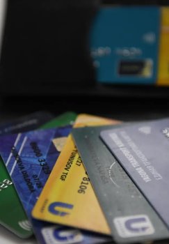 Half of P2P transfers are up to 1 million soms