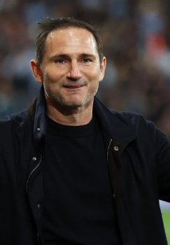 Фрэнк Лэмпард отреагировал на слухи о возвращении в «Челси»