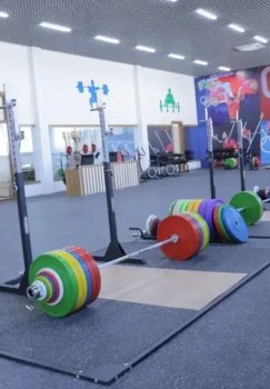 Bo'stonliqda og'ir atletika sport maktabi zamonaviy sharoitlarda ochildi