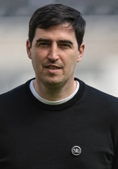 Andoni Iraola yozda "Chelsi" bosh murabbiyiga aylanishi mumkin