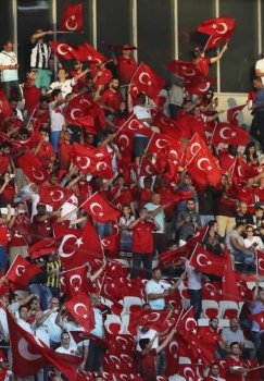 Futbol maydonida jarohatlangan chayqa qutqarildi