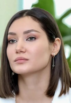 Yulduz Rajabova Reveals Her Personal Life and Creative Career