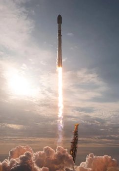 SpaceX kompaniyasi raketalarni qayta uchirish bo'yicha rekord o'rnatdi