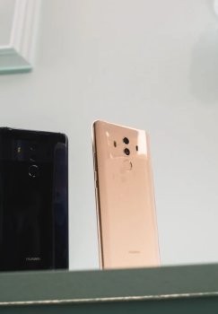 O‘zbekistonda mobil telefonlar importi qariyb oltmish besh foizga oshdi