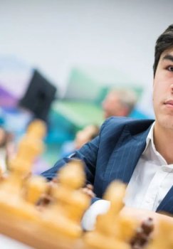 Javohir Sindarov shaxmatda dunyo Top-10 ga kirdi