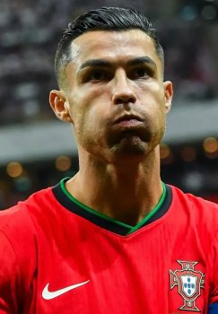 Ronaldu yozda Yevropaga qaytishi mumkin