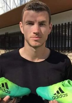 Edin Jeko «Shalke» uchun yana gollar urdi