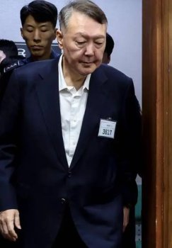 Sobiq prezident Yun Sok Yol umrbod qamaldi