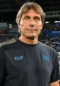 Antonio Konte yozda «Napoli» bosh murabbiyligidan ketishi mumkin
