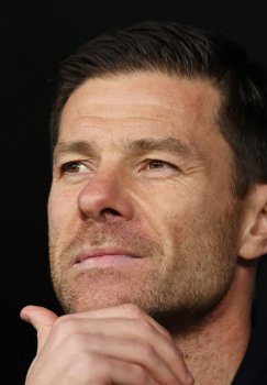 Xabi Alonso «Chelsi» bilan to'rt yillik shartnoma imzoladi