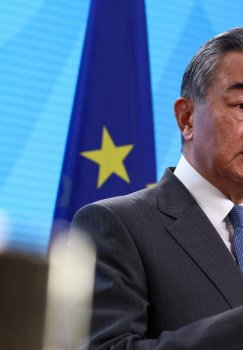 China supports the peace of Iran and the Persian Gulf