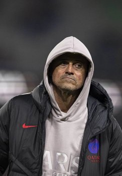 Luis Enrike Hakimi va Mbaye haqida gapirdi