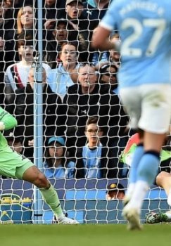 Manchester Siti Arsenalni maglub etib chempionlik poygasini qizitdi