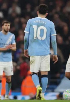 "Манчестер Сити" сыграл вничью с "Ноттингемом" дома