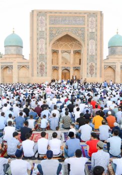 Qurbon hayiti munosabati bilan o'zbekistonliklar besh kun dam oladi