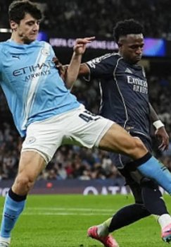 Everton Husanovni sotib olish uchun katta mablag' to'layotganini e'lon qildi