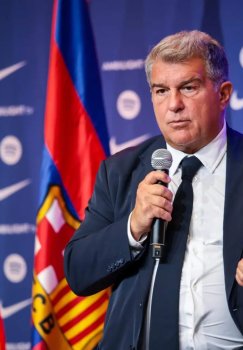 Laporta blamed the referees for making decisions in favor of Real.