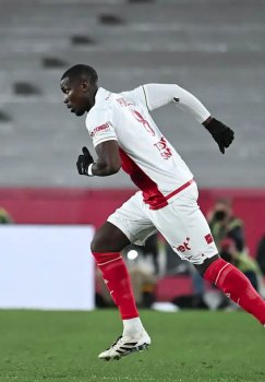 Pol Pogbaning Monakodagi faoliyati xavf ostida