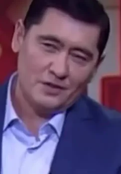 Равшан Комилов купил дорогой костюм из Италии