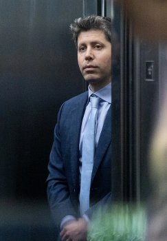 Sem Altman sud jarayonida Ilon Maskning ayblovlarini rad etdi