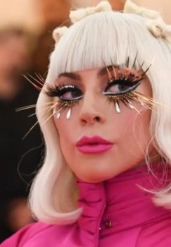 Ledi Gaga sahna nomining qiziqarli kelib chiqish tarixi