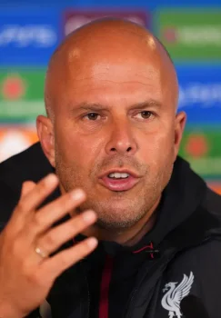 Arne Slot: Bu mavsum “Liverpul” uchun katta sinov