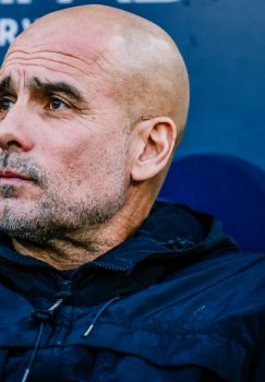 “Manchester City” continues the fight for the championship