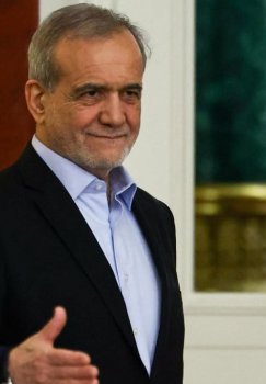 US Defense Secretary Asked Russia Not to Intervene in Iran