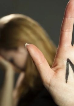 Ruminiyada ayollarga nisbatan zo'ravonlik uchun jazo choralari keskinlashtirildi