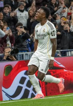 Vinisius ketma-ket beshinchi o‘yinda gol urdi